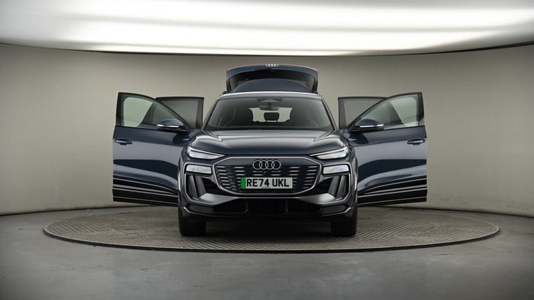 2024 Audi Q6 e-tron 100kWh S line SUV 5dr Electric Auto quattro (388 ps) SUV Electric Automatic