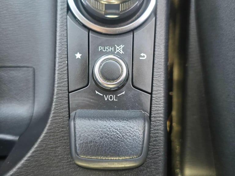 2015 Mazda Mazda2 1.5 SKYACTIV-G Sports Launch Edition Euro 6 (s/s) 5dr HATCHBACK Petrol Manual