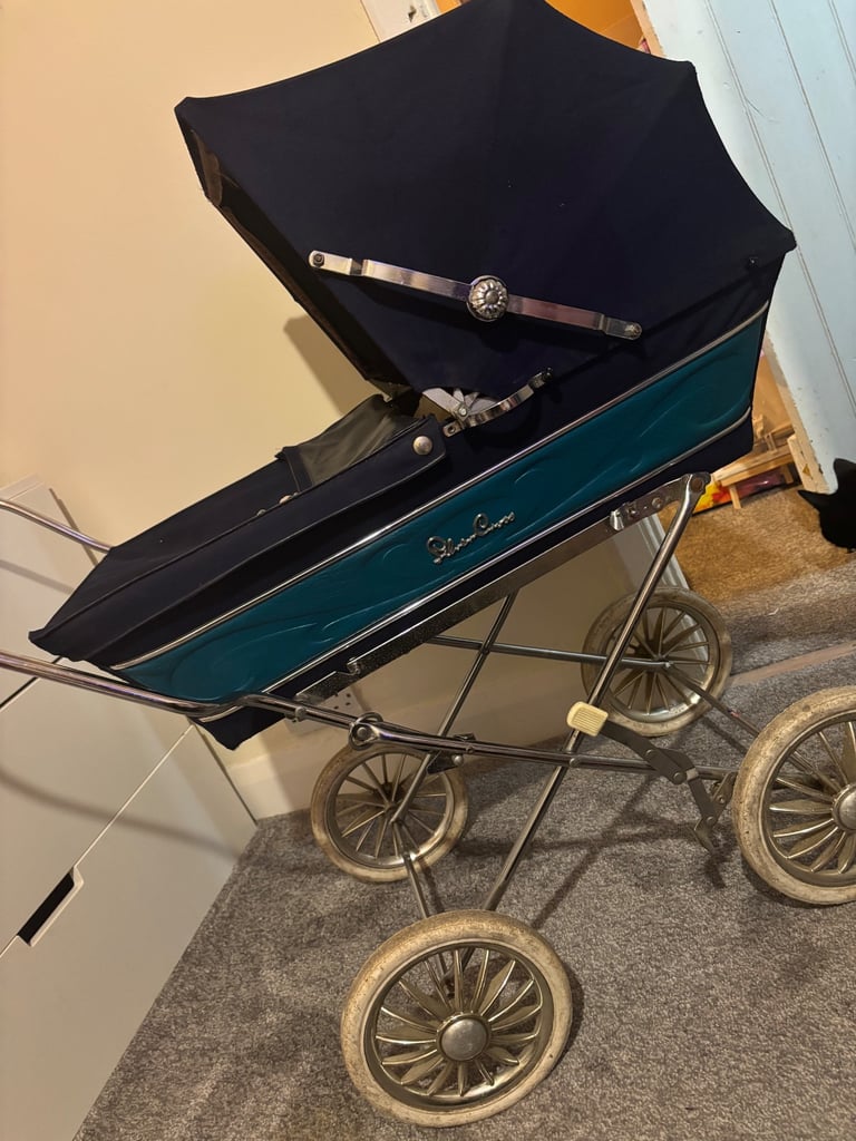 Vintage Silver Cross Children’s Dolls Pram, around 1970’s