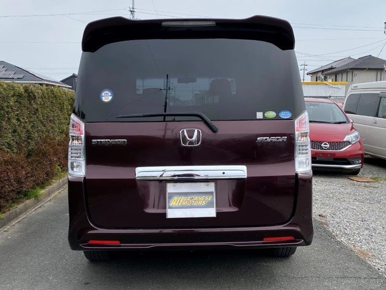 Honda Stepwagon/Alphard/Estima 2.0 Spada Z Auto 2.0 RK5 Auto 8 Seater MPV