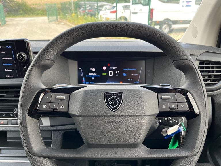  Peugeot E Expert E 1000 75kwh Professional Long Panel Van 6dr Electric Auto