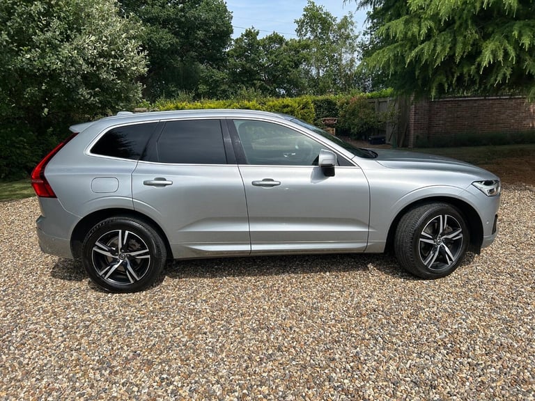 VOLVO XC60 2.0 R-Design T8 Twin Engine AWD 2018
