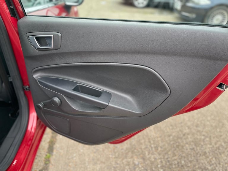 FORD FIESTA 1.0 T EcoBoost Zetec 2015