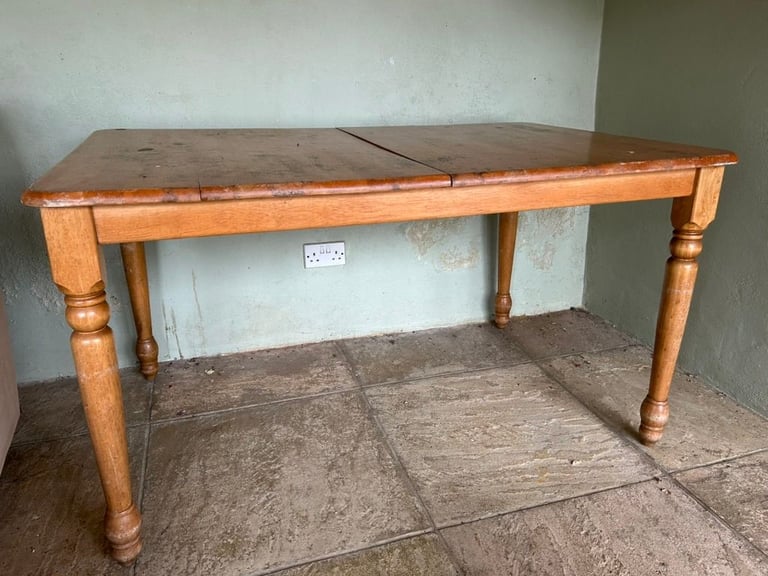 image for Extendable wood dining table