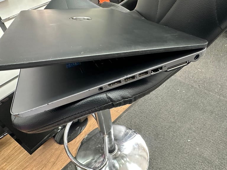 HP EliteBook 850 G1 notebook Laptop/Core i5-4300U 8 GB RAM/ 240GB SSD. 15.6 inch