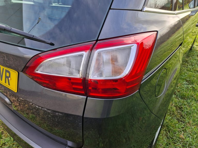 2016 Ford Grand C-MAX 1.5 TDCi Zetec MPV 5dr Diesel Manual Euro 6 (s/s) (120 ps)