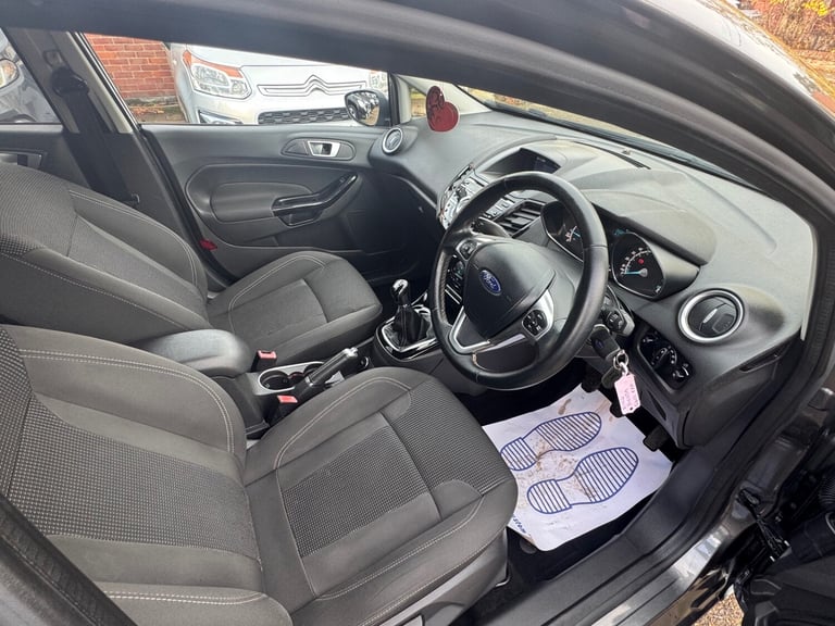 2017 Ford Fiesta 1.0 EcoBoost Titanium 5dr HATCHBACK Petrol Manual