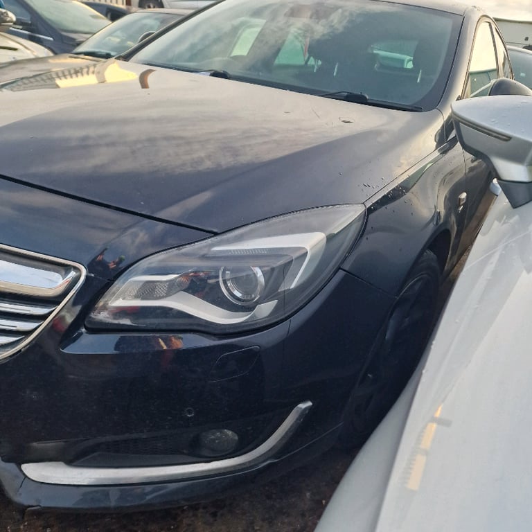 Breaking spare parts vauxhall insignia 2017 Sri 