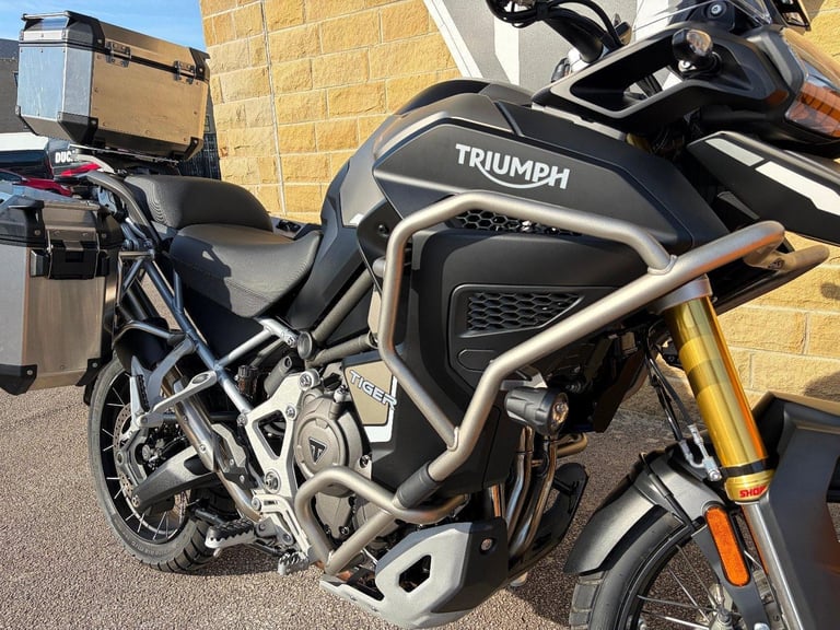 Triumph Tiger 1200 Rally Explorer 2025