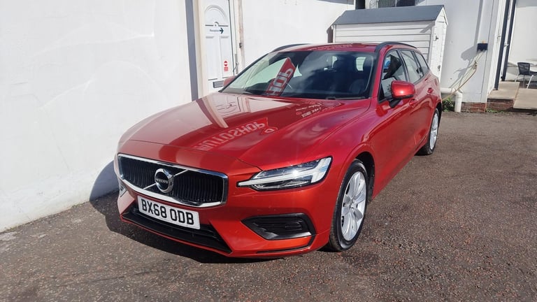2018 Volvo V60 2.0 D3 Momentum Euro 6 (s/s) 5dr ESTATE Diesel Manual
