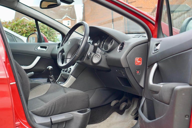 image for Peugeot, 308, Hatchback, 2012, Manual, 1560 (cc), 5 doors