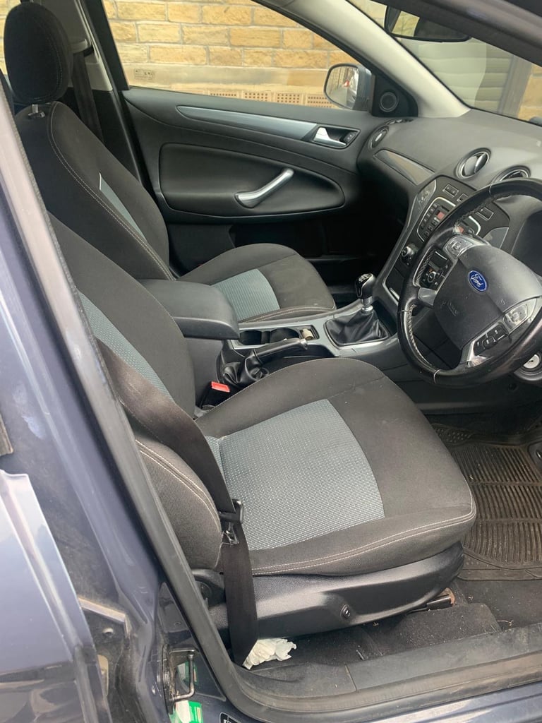 image for Cheap car starts and drives really good