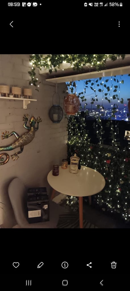 3 bed flat in Brighton.