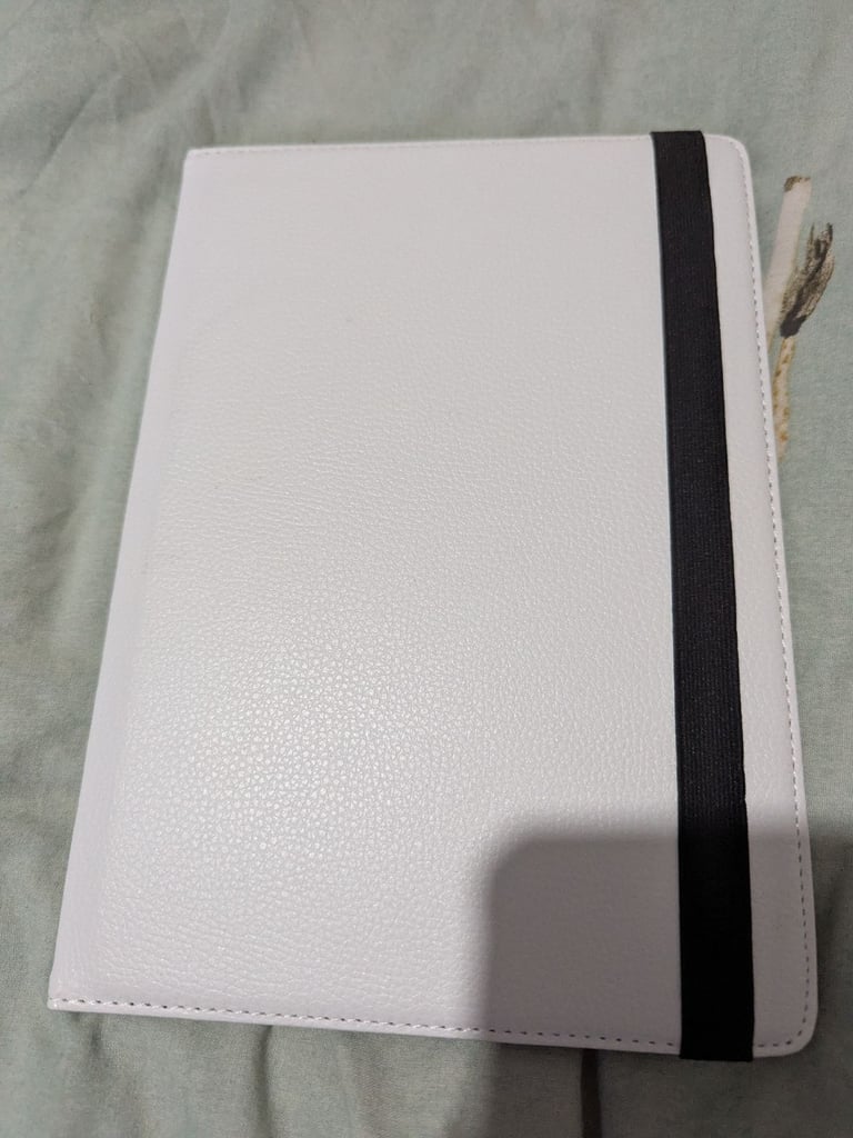 APPLE IPAD AIR 3RD GEN 64GB 10.5 inch WIFI TABLET INC SCREEN PROTECTOR + CASE LATEST IOS 18.7