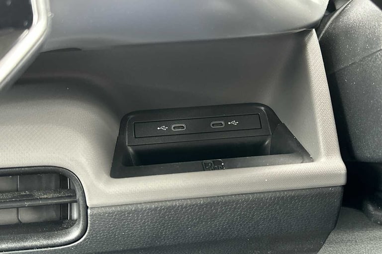 2024 Volkswagen ID.Buzz 210kW Life Pro 79kWh 5dr Auto People Carrier Electric Automatic