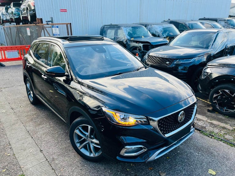 image for MG BREAKING 2022 HS EXCLUSIV PHV MK1 PLUG IN HYBRID 1.5 PETROL AUTO