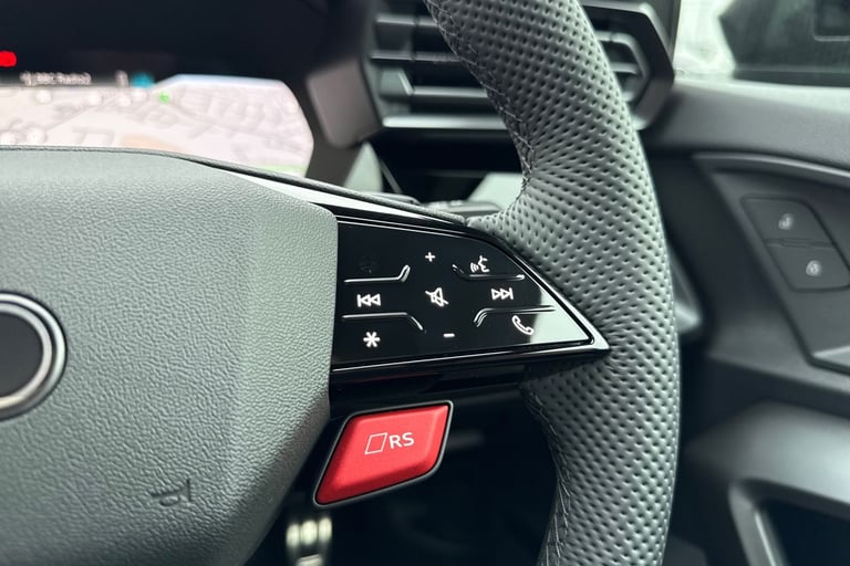 2025 Audi RS3 2.5 TFSI Carbon Vorsprung S Tronic quattro Euro 6 (s/s) 4dr Saloon Automatic