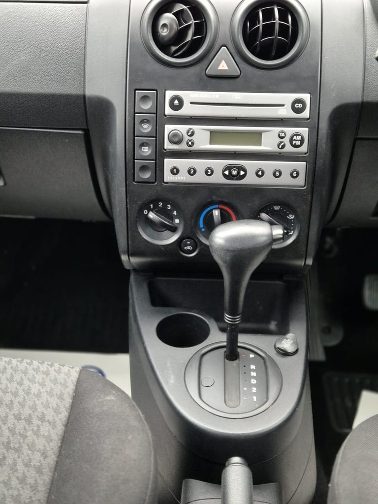 2004 Ford Fusion 1.6 2 5dr Auto HATCHBACK Petrol Automatic