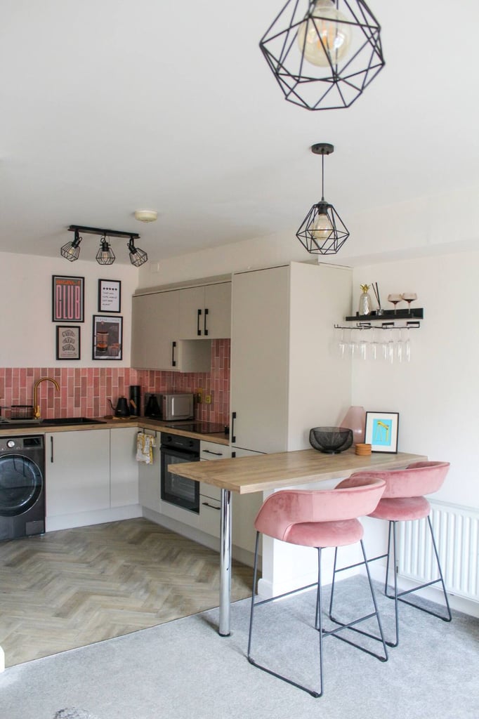 2 Bedroom - Short Term Temporary Accommodation - Monthly - Bills Included - South Belfast - Temp