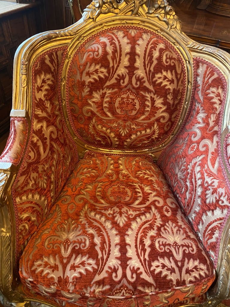 Pair of red gold French Louis XV luxurious armchairs 