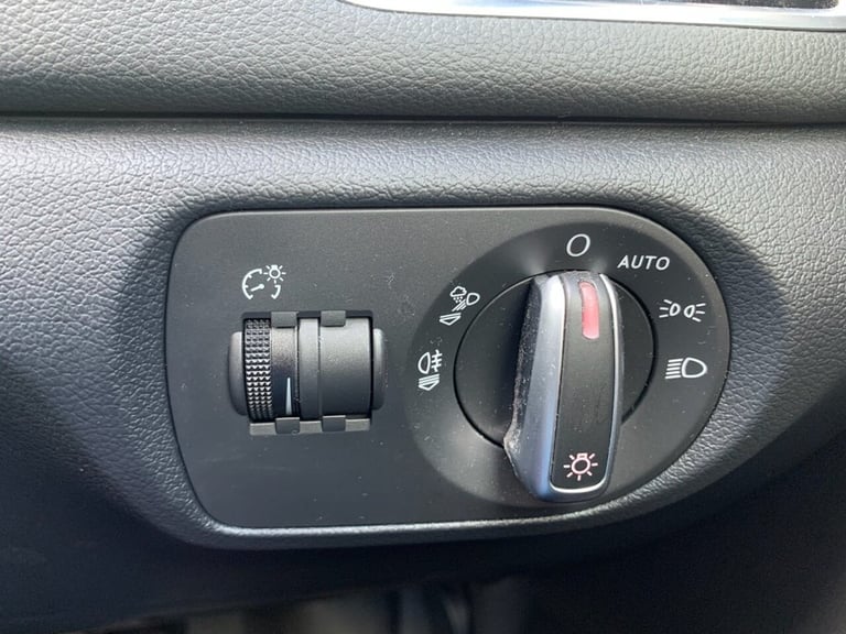 2015 Audi Q3 2.0 TFSI QUATTRO S LINE PLUS 5d 178 BHP ESTATE Petrol Automatic