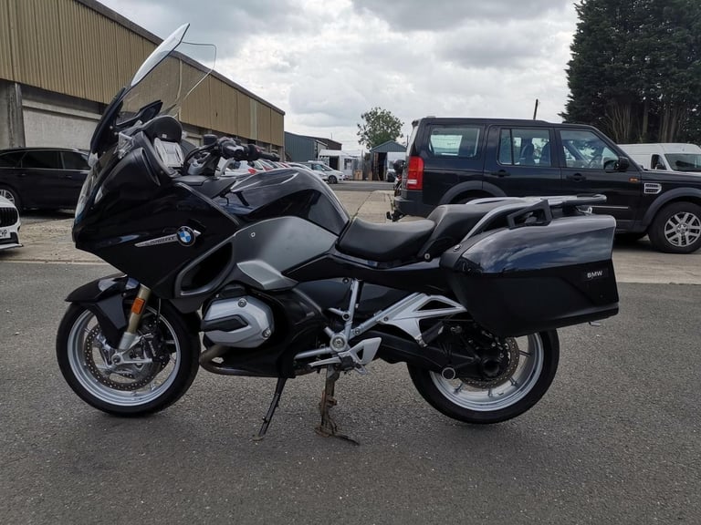 2017 66 BMW R1200RT LC BLACK R 1200 RT LIQUID COOLED ST TOURER NEW MOT