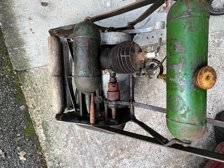 2 x Atco Vintage Lawn Trimmers 