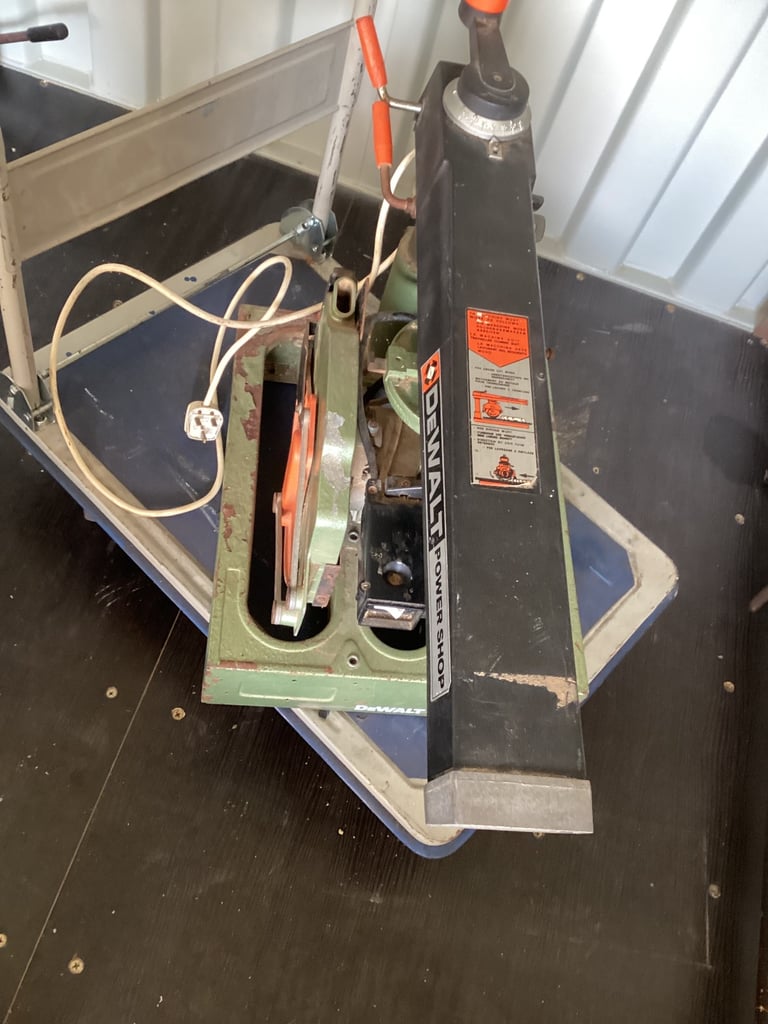 De Walt power shop radial arm saw 240 v