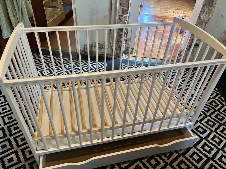 Wooden Cot