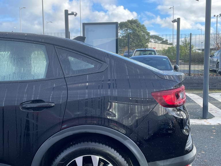 2022 Renault Arkana 1.6 E-TECH Hybrid 145 Iconic 5dr Auto Estate Hybrid Automatic