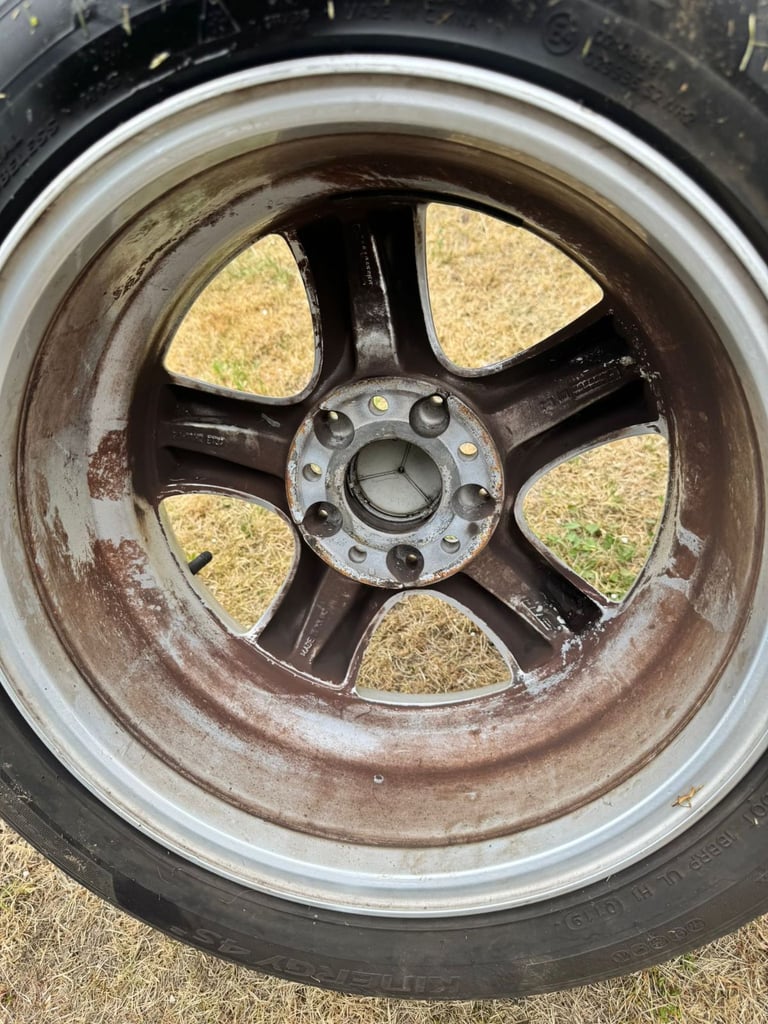 Mercedes-Benz CLK W209 16" alloy wheels and tyres