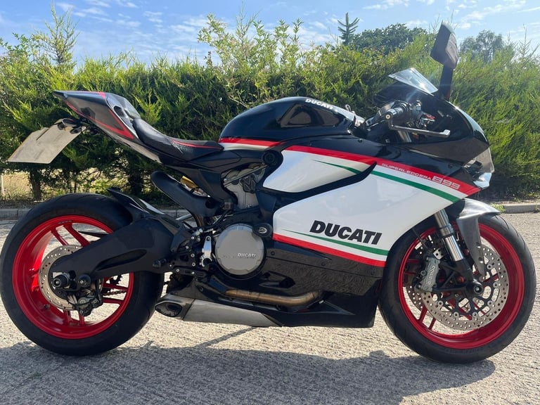 2014 64 DUCATI 899 PANIGALE SPORTS SUERLEGGERA COLOURS NEW MOT HPI CLEAR