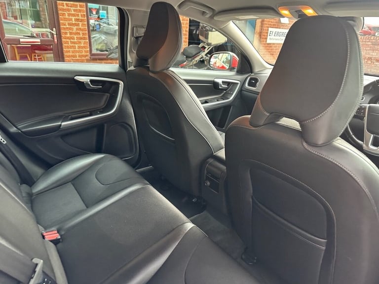 2015 Volvo V60 T3 [152] SE Nav 5dr Geartronic ESTATE PETROL Automatic