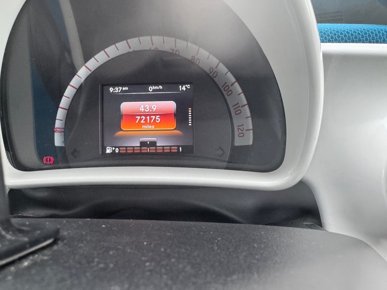 Smart, FORFOUR, Hatchback, 2015, Manual, 999 (cc), 5 doors