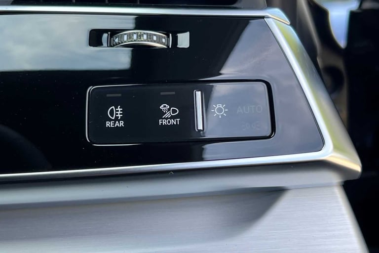 2025 Audi Q8 55 TFSI Quattro S Line 5dr Tiptronic SUV Petrol Automatic