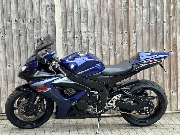SUZUKI GSXR 750 K7 ISLE OF MAN 2007 (07) SUPER SPORT NUMBER 096 OF 200 MADE