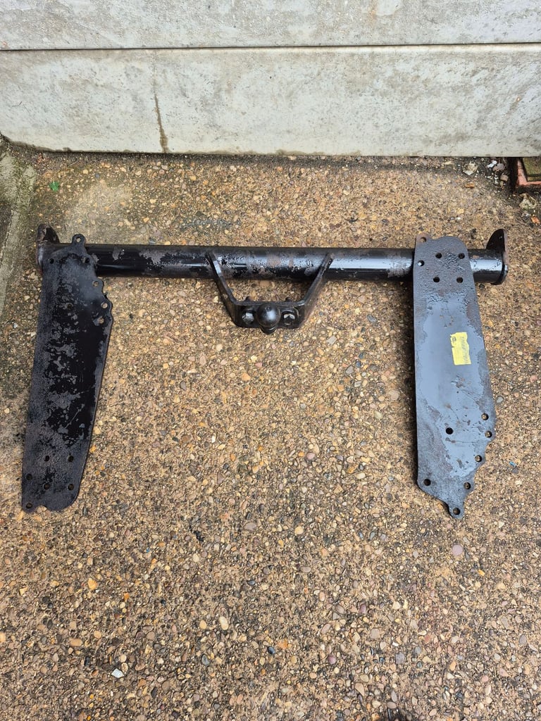 Ldv tow bar.