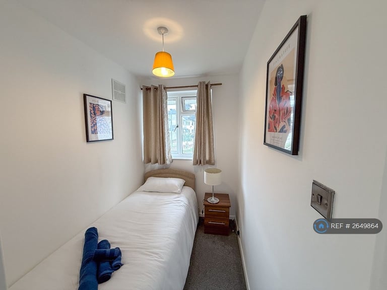 4 bedroom house in Bassett House, Orpington, BR6 (4 bed) (#2649864)