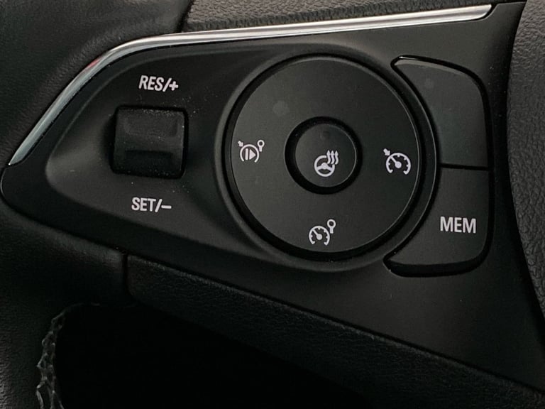 2022 Vauxhall Crossland 1.2 Turbo [130] Ultimate 5dr Auto Crossover/SUV PETROL Automatic