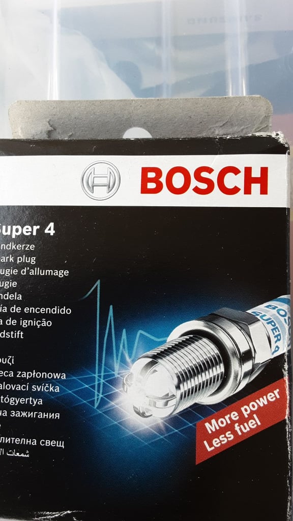 4x Bosch Spark Plugs for Audi BMW Skoda Seat VW Mercedes Ford