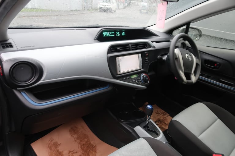 Toyota Aqua/Aygo/Yaris/Fit/Jazz Hybrid 1.5 Auto 5 Seater 5 dr Hatchback ULEZ Q20