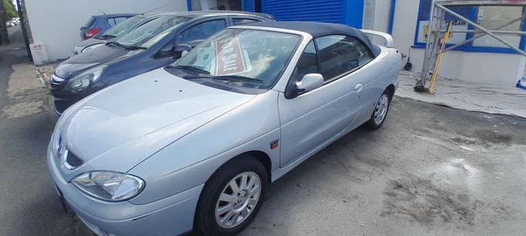2002 Renault Megane 1.6 16V Dynamique + 2dr COUPE Petrol Manual