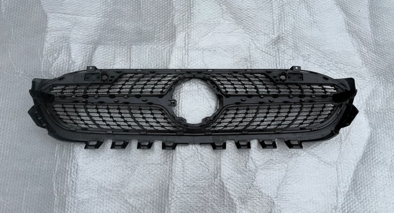 GENUINE FRONT GRILL FOR MERCEDES-BENZ C CLASS A177 A1778880200