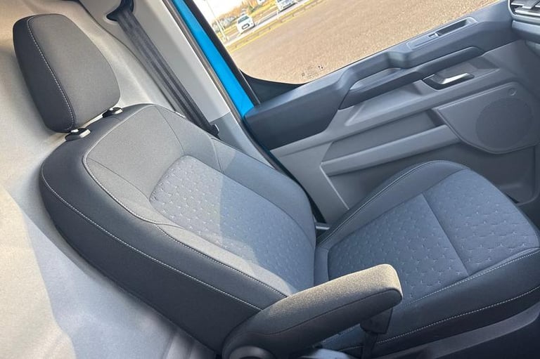 2024 Ford E-Transit 320 Limited AUTO L1 SWB RWD 100kW 65kWh Low Roof, DEMO, 17inch CARBONISED A P...