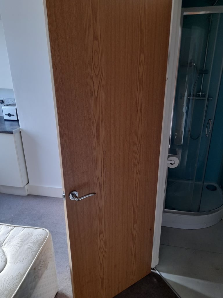 Spacious & Cosy Studio for Rent in - ME14 2UU