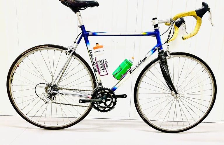 image for DAVE LYOD Size/M Carbon Forks Super LW Frame 18 Speed Road Bike  🚲 