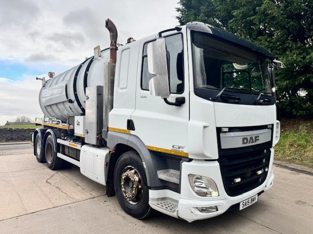 image for 2015 DAF CF 330 E6 6x4 double sleeper Whale stainless 3300gln vacuum tanker