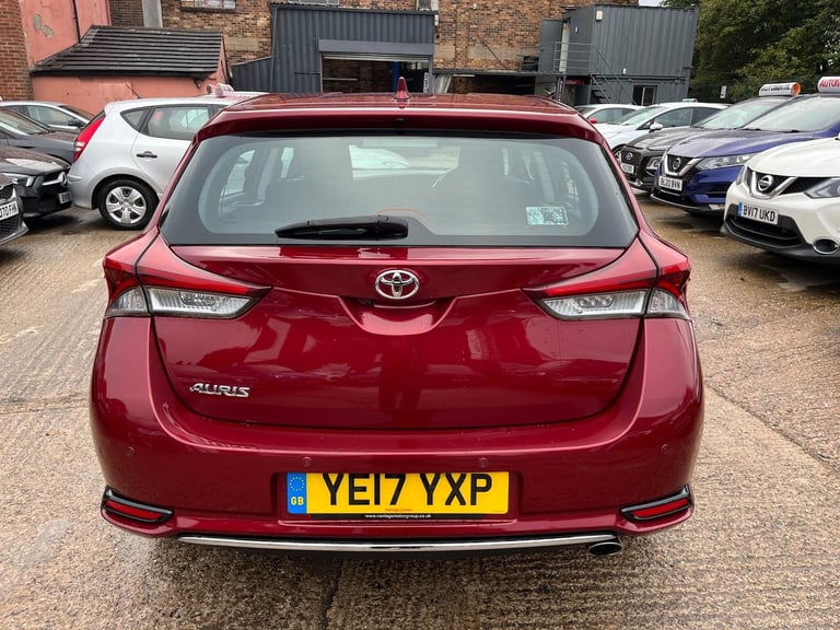 2017 Toyota Auris 1.6 D-4D Business Edition Euro 6 (s/s) 5dr (Safety Sense) HATCHBACK Diesel Manual
