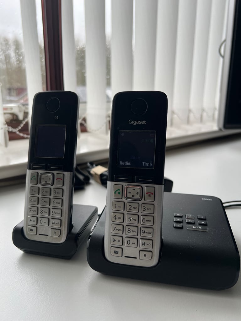 🔥 Cordless Telephone - 2 Handsets