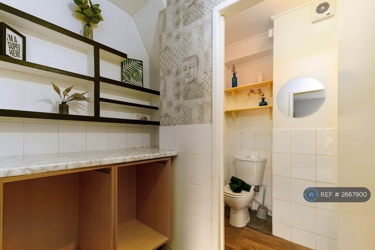 1 bedroom in Fairfield Road, Buxton, SK17 (#2667900)